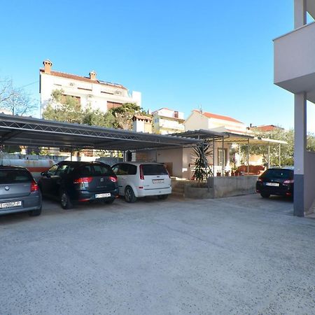 Copacabana Beach Apartments Trogir Eksteriør billede